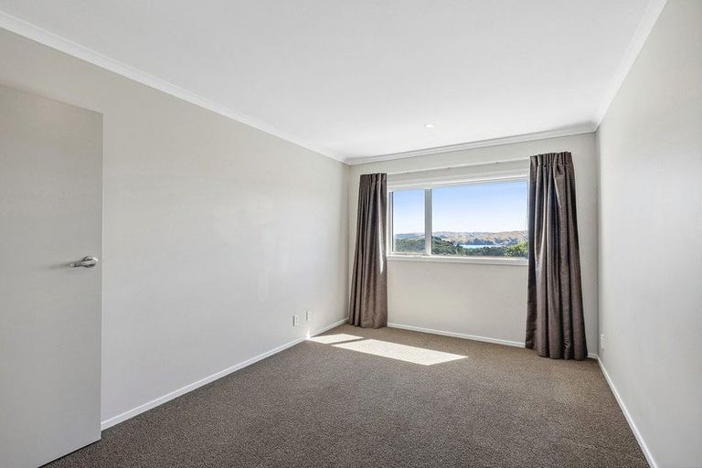 Photo of property in 9a Madeira Close, Whitby, Porirua, 5024