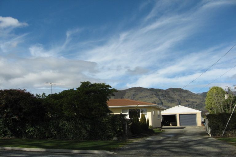 Photo of property in 190 Abel Tasman Drive, Takaka, 7183