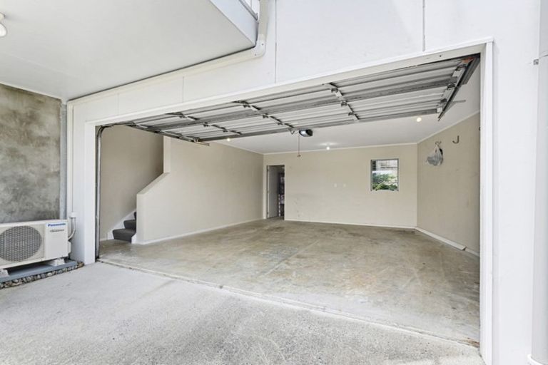 Photo of property in 19j Kabul Street, Khandallah, Wellington, 6035