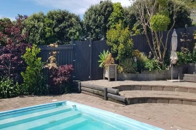 Photo of property in 8 Kea Street, Waikanae, 5036