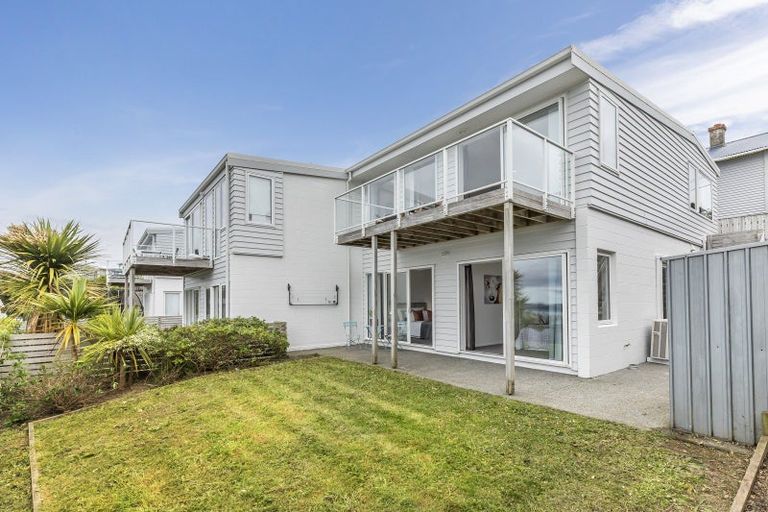 Photo of property in 22d Mandalay Terrace, Khandallah, Wellington, 6035