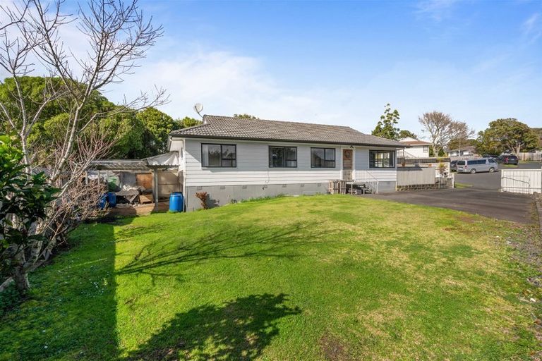Photo of property in 13 Kopu Place, Clendon Park, Auckland, 2103