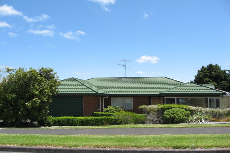 Photo of property in 32 Ngahere Road, Pukekohe, 2120