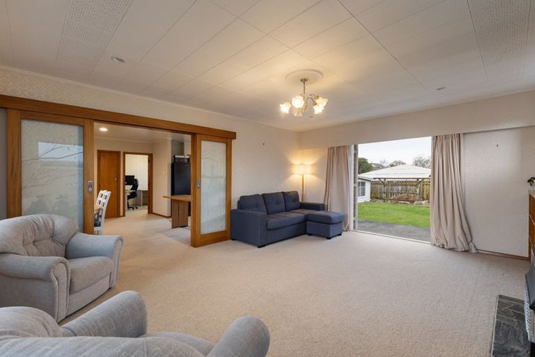 Photo of property in 4 Edwards Place, Terrace End, Palmerston North, 4410