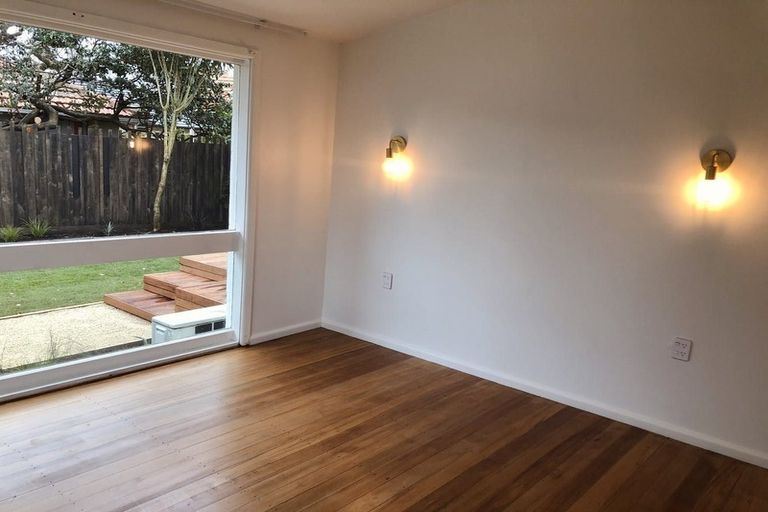 Photo of property in 1/28 Clyde Road, Upper Riccarton, Christchurch, 8041