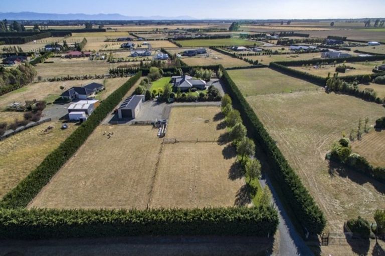 Photo of property in 65 Windsor Drive, Kirwee, Darfield, 7571