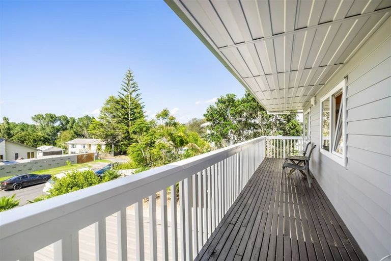 Photo of property in 62 Brian Crescent, Stanmore Bay, Whangaparaoa, 0932