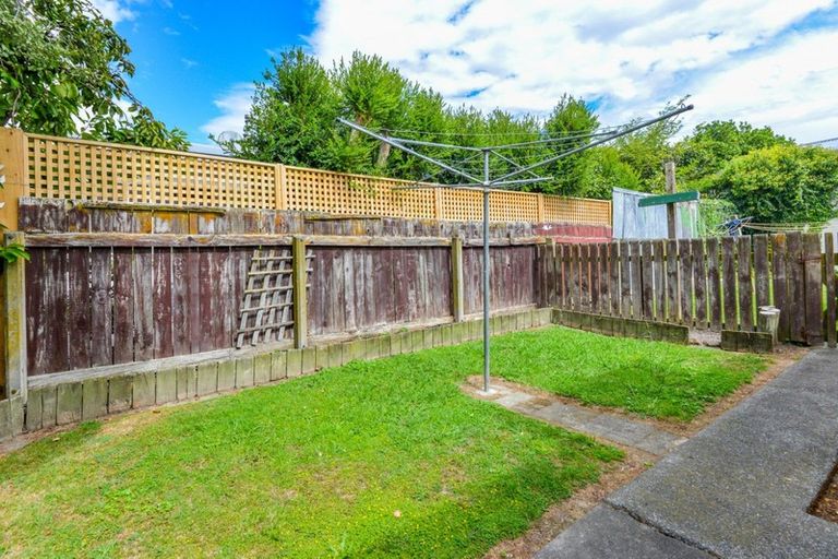 Photo of property in 3/1205 Karamu Road North, Mayfair, Hastings, 4122