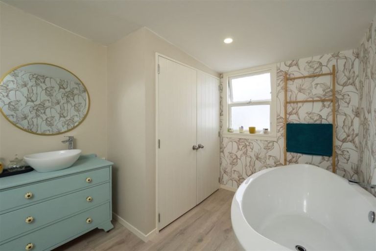 Photo of property in 1 Lagmhor Road, Tinwald, Ashburton, 7700