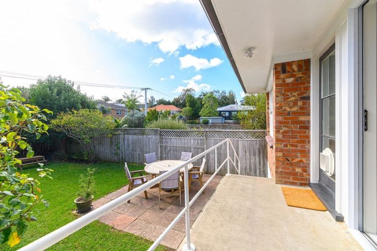 Photo of property in 3/120 Nile Road, Milford, Auckland, 0620