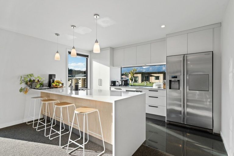 Photo of property in 4 Pennycook Place, Lake Hawea, Wanaka, 9382