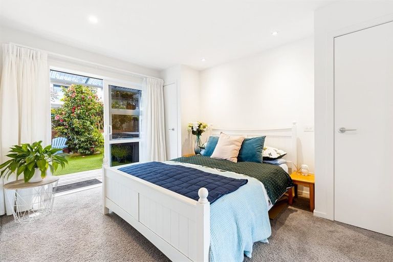 Photo of property in 3/28 Manly Esplanade, Browns Bay, Auckland, 0630