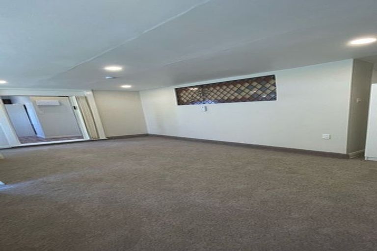 Photo of property in 1 Winchester Street, Levin, 5510