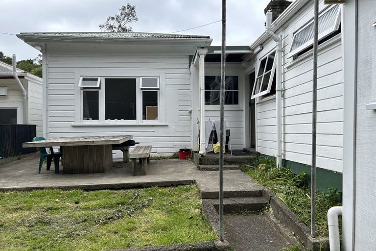 Photo of property in 60 Honiana Te Puni Street, Aro Valley, Wellington, 6021