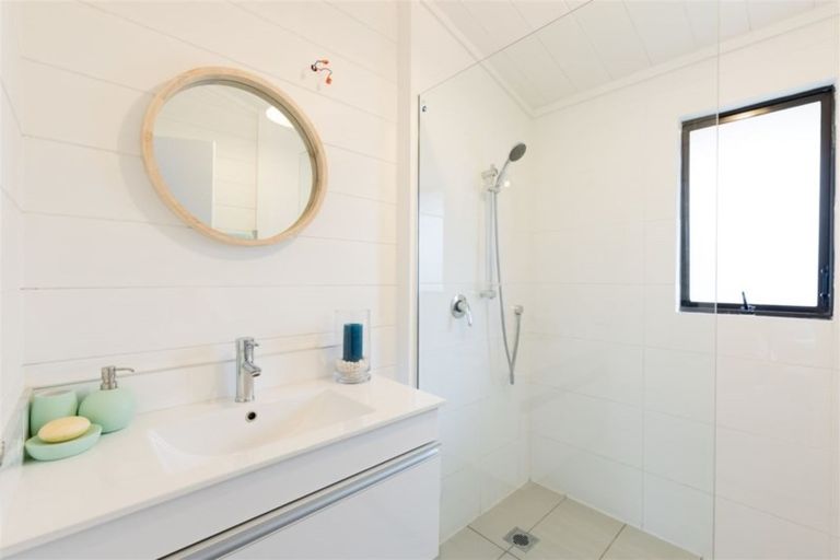 Photo of property in 18b Fairway Drive, Kerikeri, 0230