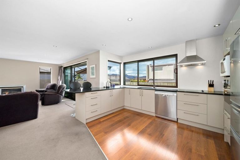 Photo of property in 28b Old Station Avenue, Wanaka, 9305