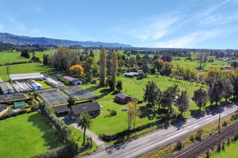 Photo of property in 338 Kawerau Road, Putauaki, Whakatane, 3192