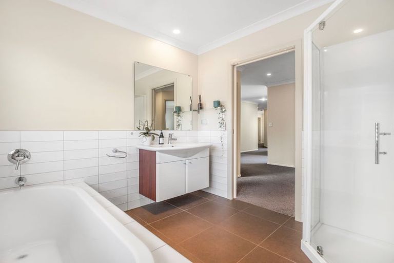 Photo of property in 22 Winslow Court, Huntington, Hamilton, 3210