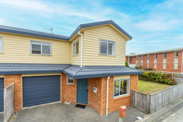 Photo of property in 2 Pohutukawa Grove, Titahi Bay, Porirua, 5022