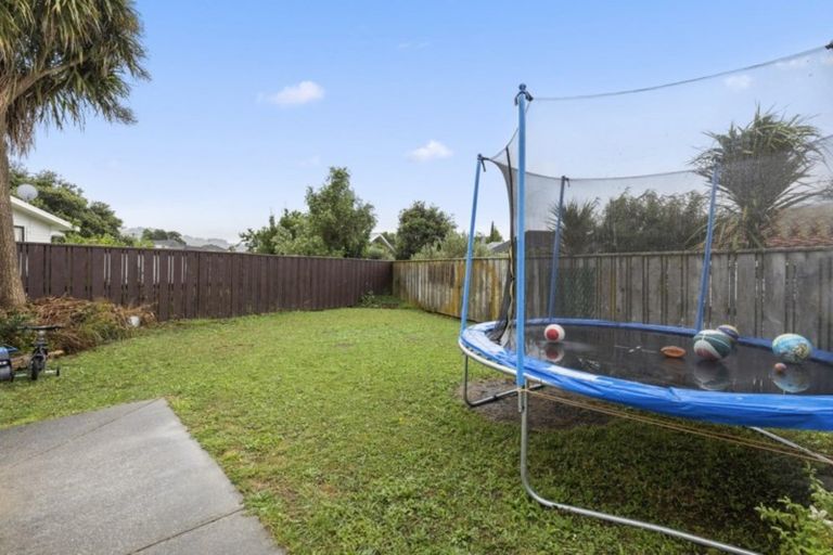 Photo of property in 15 Mcbain Grove, Avalon, Lower Hutt, 5011