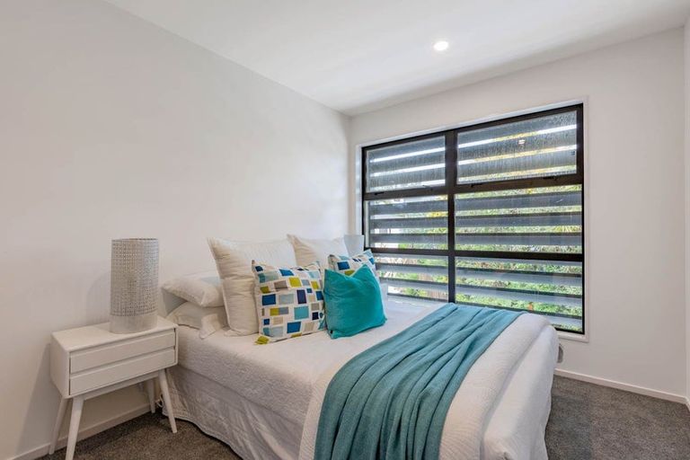 Photo of property in 12 Pipi Place, Browns Bay, Auckland, 0630