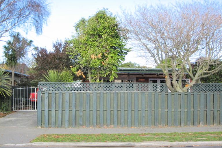 Photo of property in 173 Bowhill Road, New Brighton, Christchurch, 8083