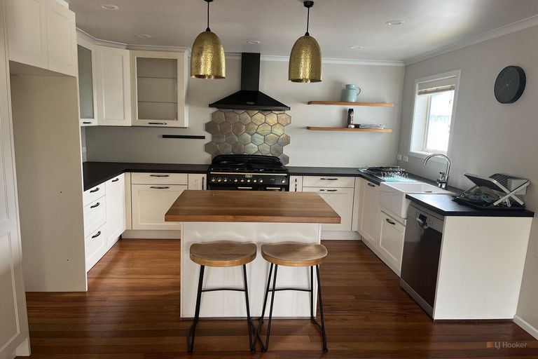 Photo of property in 8 Frederick Street, Makikihi, Timaru, 7971