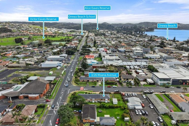 Photo of property in 3/26 Moana Avenue, Orewa, 0931