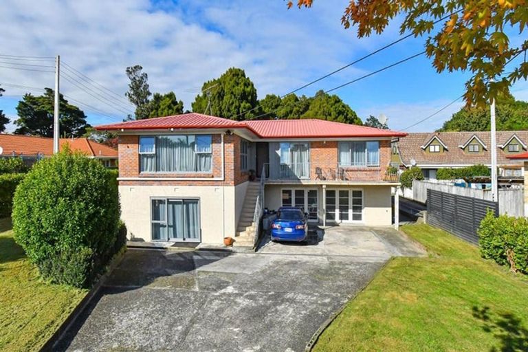 Photo of property in 15a Butterworth Avenue, Opaheke, Papakura, 2113