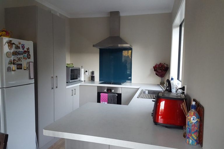 Photo of property in 38 Mcdougall Grove, Haywards, Lower Hutt, 5018