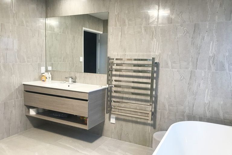 Photo of property in 11 Jaedee Court, Howick, Auckland, 2014