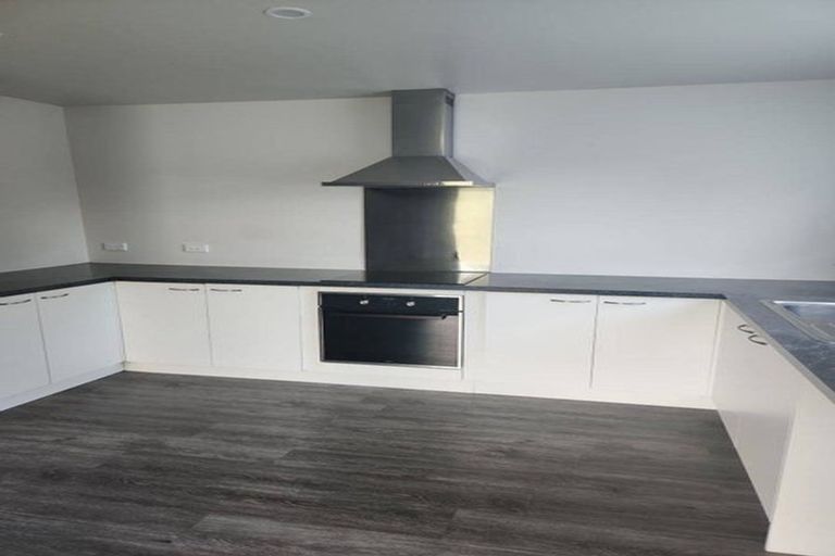 Photo of property in 308b One Tree Point Road, One Tree Point, 0118
