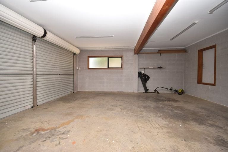 Photo of property in 2/48 Corunna Road, Milford, Auckland, 0620