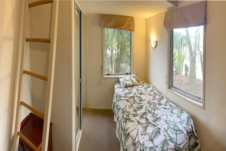 Photo of property in 14 Surfside Lane, Ruakaka, 0116
