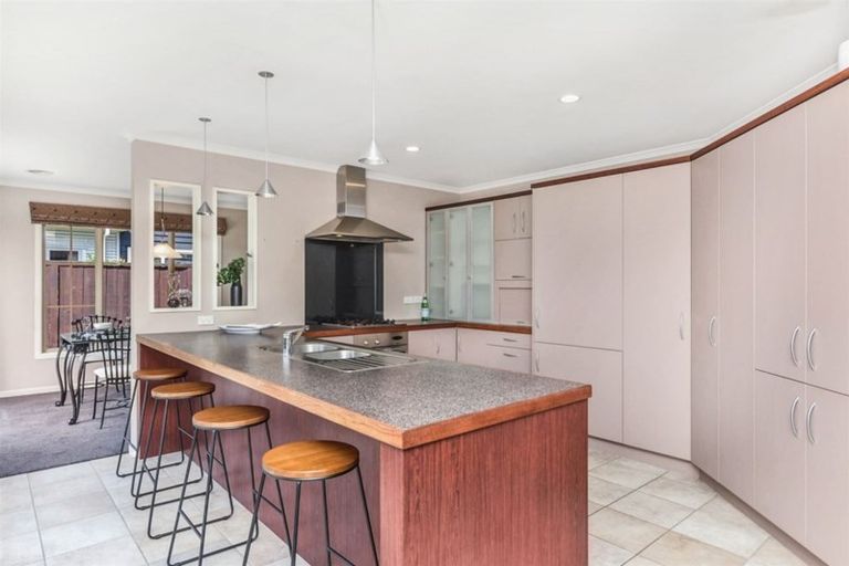 Photo of property in 6 Sovereign Place, Rototuna North, Hamilton, 3210