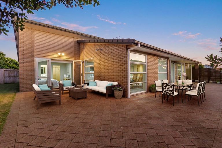 Photo of property in 9 Gibson Place, Papamoa Beach, Papamoa, 3118