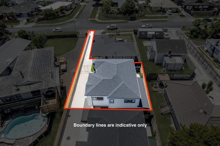 Photo of property in 12 Mcleod Road, Weymouth, Auckland, 2103