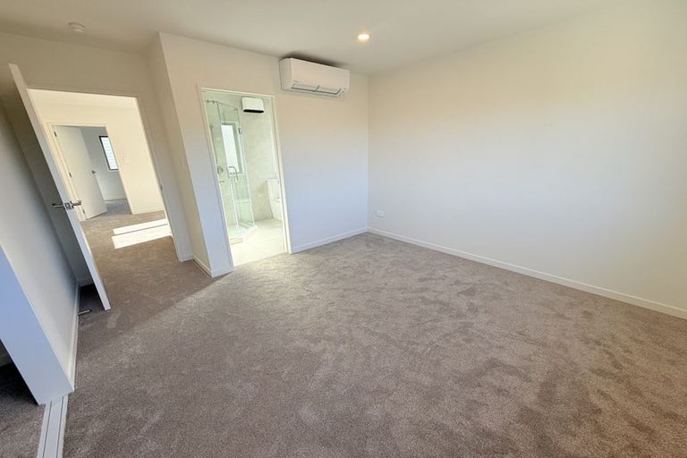 Photo of property in 51b Andrew Road, Howick, Auckland, 2010