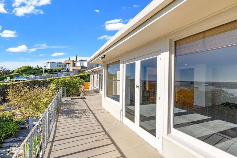Photo of property in 25 Te Awakura Terrace, Mount Pleasant, Christchurch, 8081