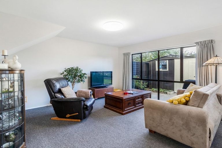 Photo of property in 1/461 Pages Road, Aranui, Christchurch, 8061