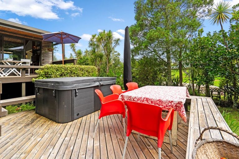 Photo of property in 2003 Whangarei Heads Road, Whangarei Heads, Whangarei, 0174