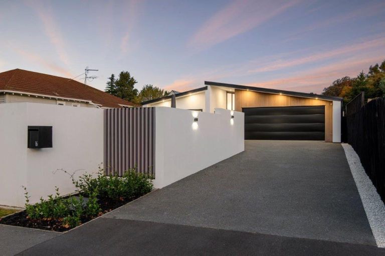 Photo of property in 16 Mays Road, St Albans, Christchurch, 8052