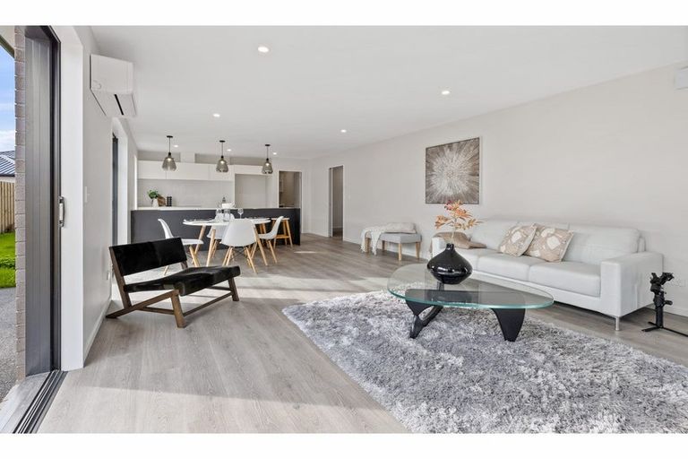 Photo of property in 10 Borthwick Street, Belfast, Christchurch, 8051