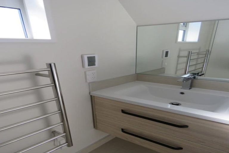 Photo of property in 1/33 Elizabeth Street, Riccarton, Christchurch, 8041