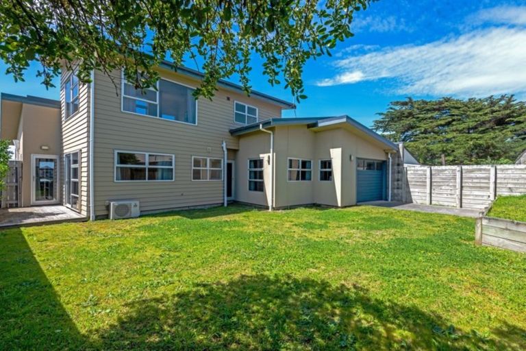 Photo of property in 50a Signal Street, Foxton Beach, Foxton, 4815