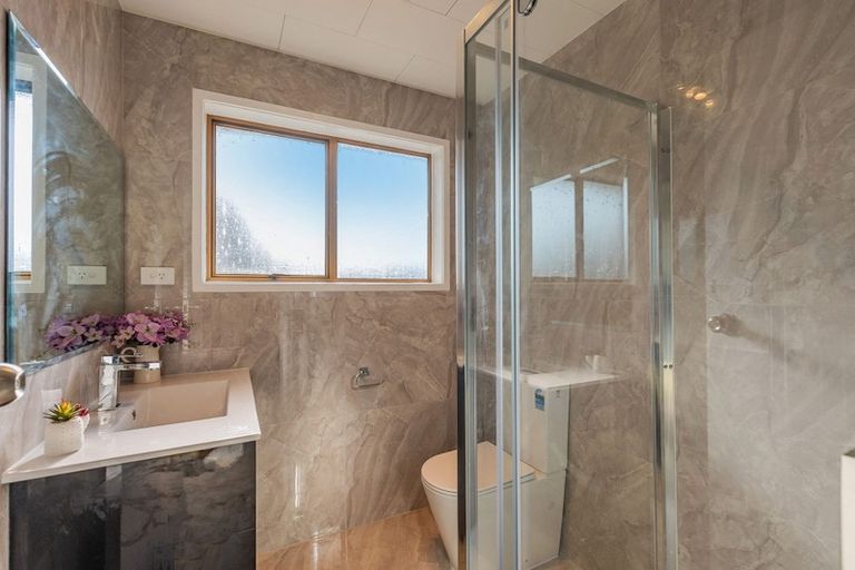 Photo of property in 5/3204 Great North Road, New Lynn, Auckland, 0600