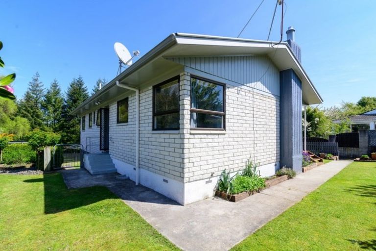 Photo of property in 46 Alison Street, Mangakakahi, Rotorua, 3015
