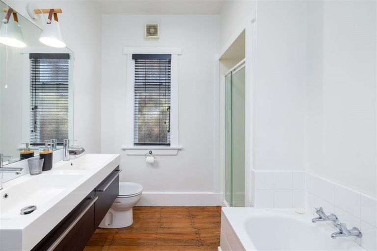 Photo of property in 32 Carrington Street, St Albans, Christchurch, 8014