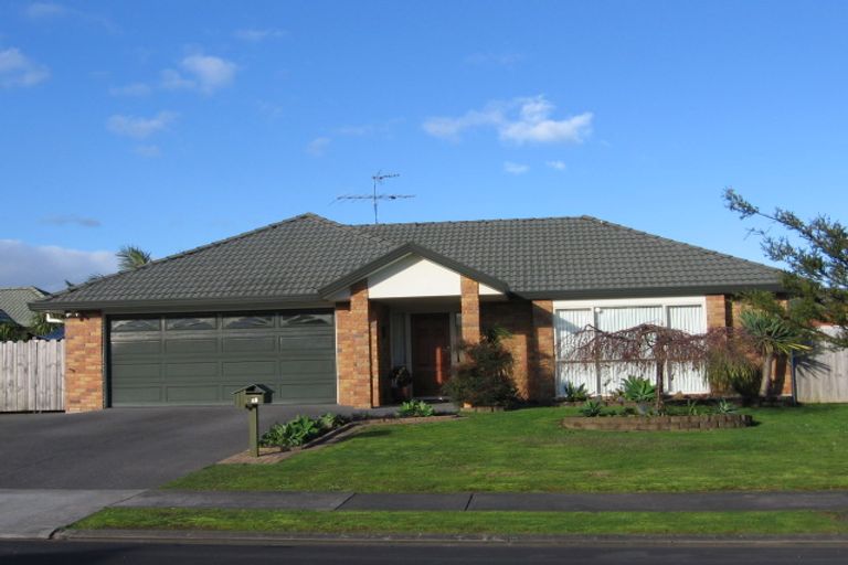 Photo of property in 15 Ballycullanie Place, Dannemora, Auckland, 2016