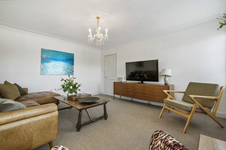 Photo of property in 1/7 Sydney Street, Hauraki, Auckland, 0622